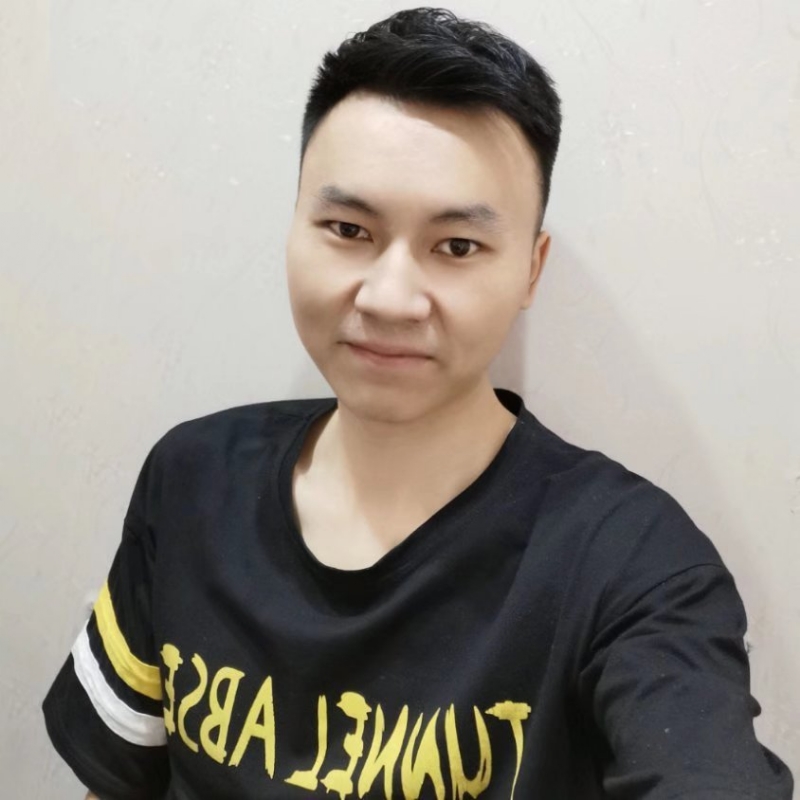 大男孩的第一张照片--泰州相亲服务中心