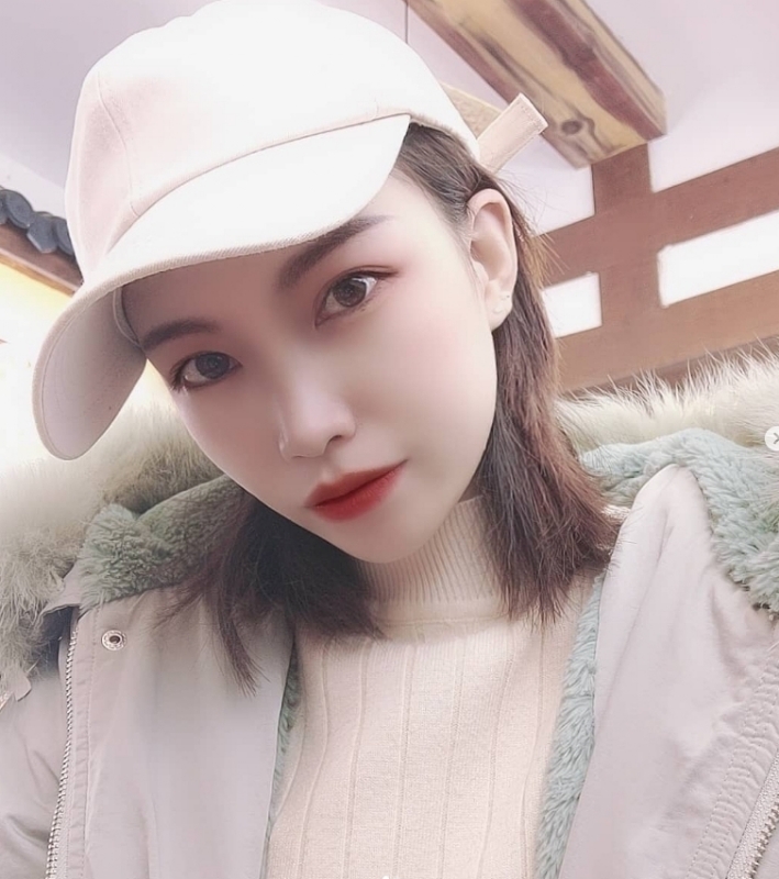 小婉的第一张照片--泰州相亲服务中心