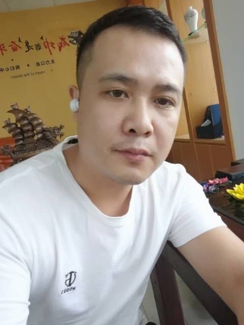礼哥的第二张照片--泰州相亲服务中心