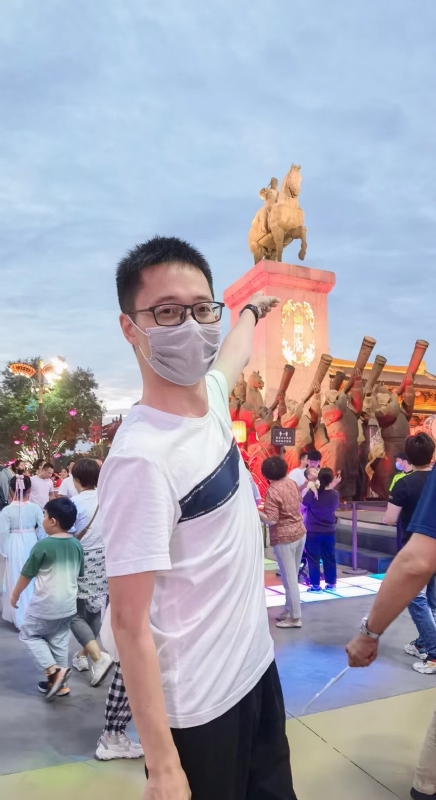 一休哥的第二张照片--泰州相亲服务中心