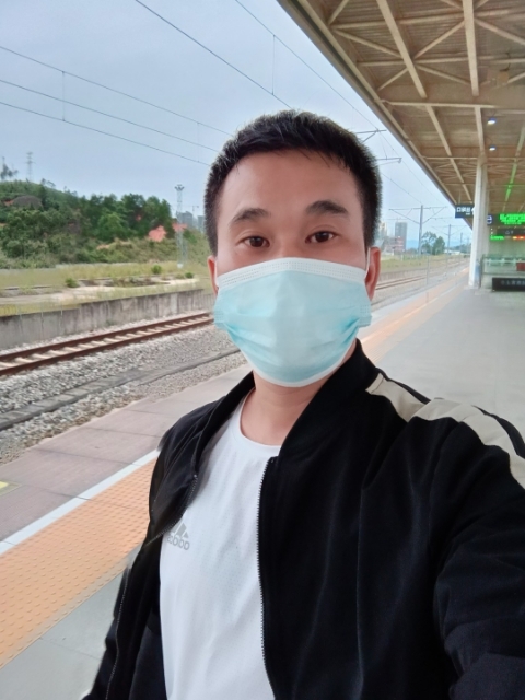 小李的第一张照片--泰州相亲服务中心