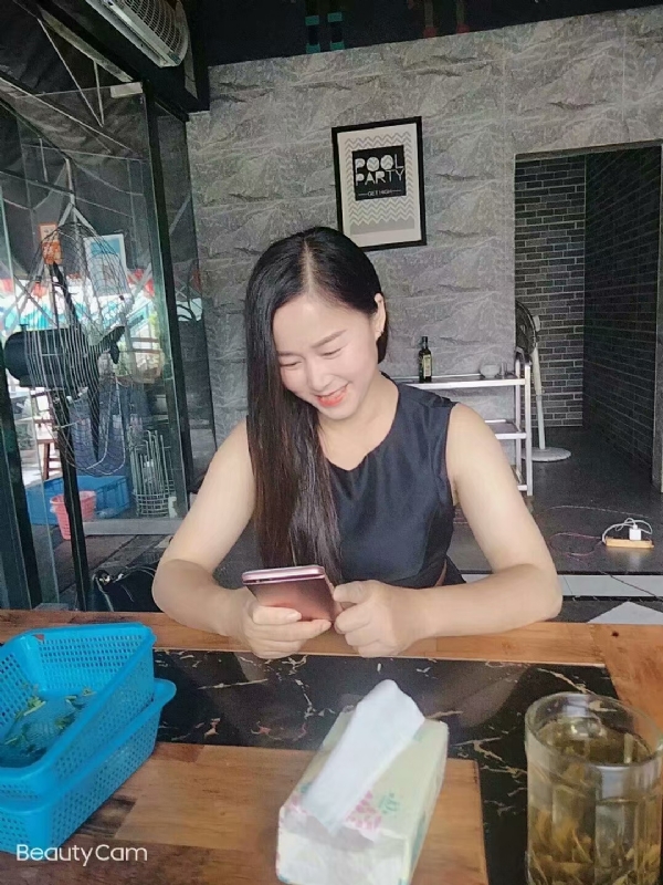 如不坚强弱给谁看的第一张照片--泰州相亲服务中心