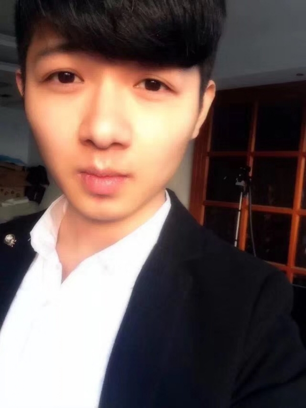 萨拉嘿呦的第一张照片--泰州相亲服务中心