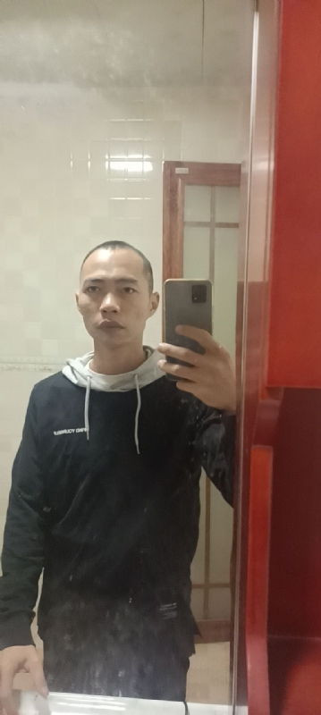 黄钟溢的第一张照片--泰州相亲服务中心