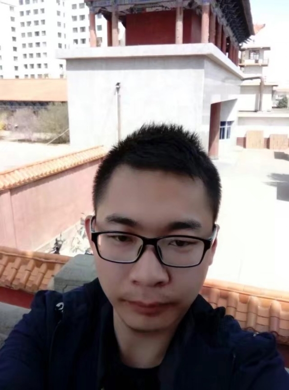 龙在天的第一张照片--泰州相亲服务中心