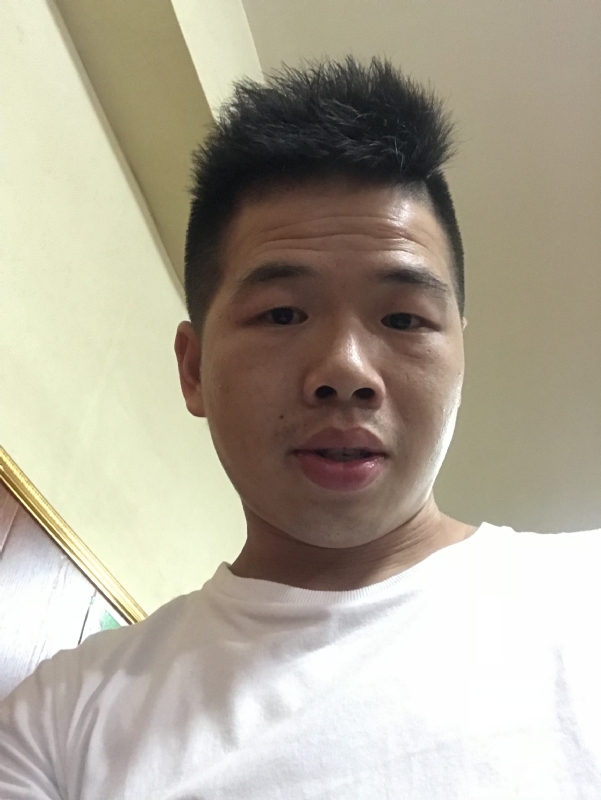 爱请简单点的第一张照片--泰州相亲服务中心