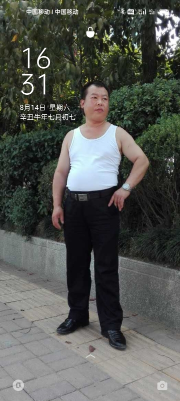 不加糖的苦咖啡的第二张照片--泰州相亲服务中心