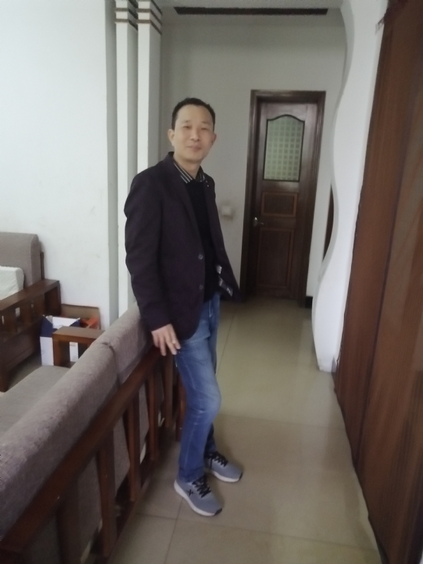 相亲相爱的第一张照片--泰州相亲服务中心