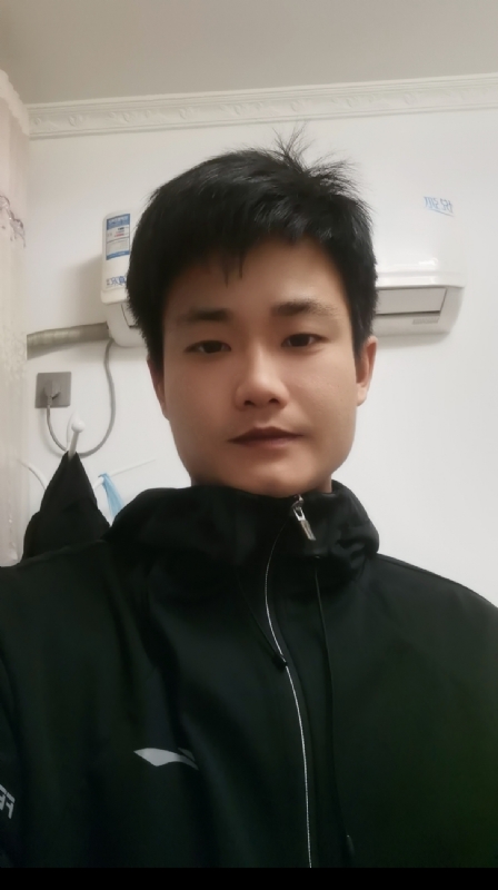 Mr丶Cui的第二张照片--泰州相亲服务中心