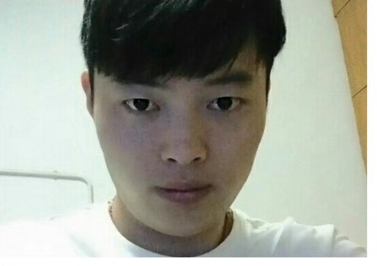 小张哥哥的第一张照片--泰州相亲服务中心