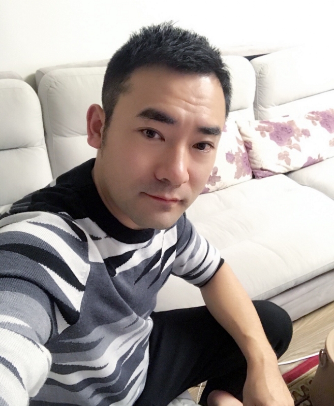 随风的第一张照片--泰州相亲服务中心