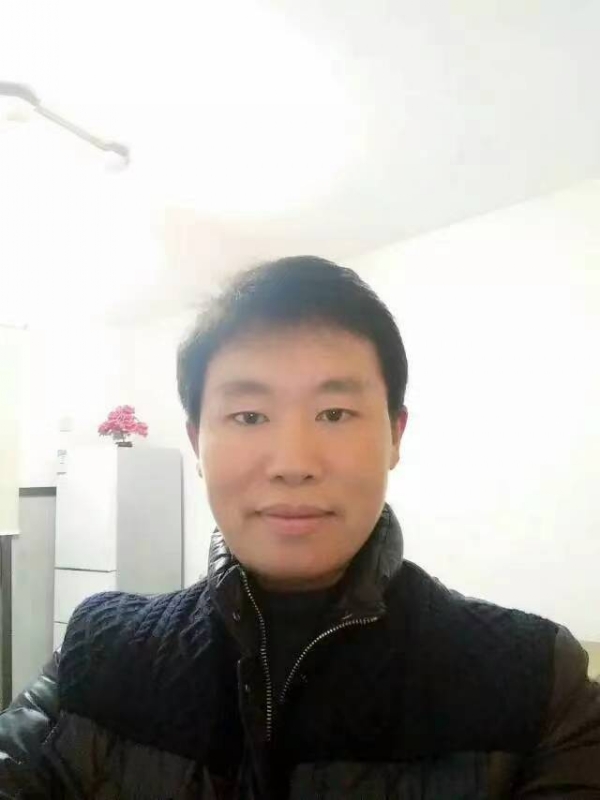 擎天柱的第一张照片--泰州相亲服务中心