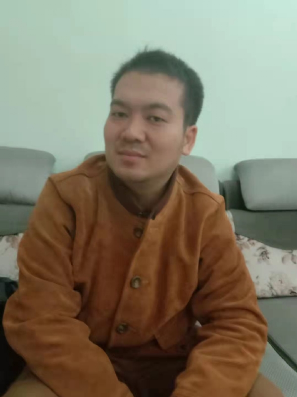 艺民的第一张照片--泰州相亲服务中心