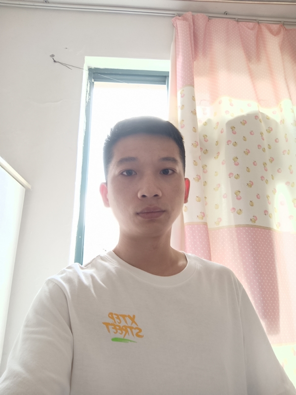 朱公子的第三张照片--泰州相亲服务中心