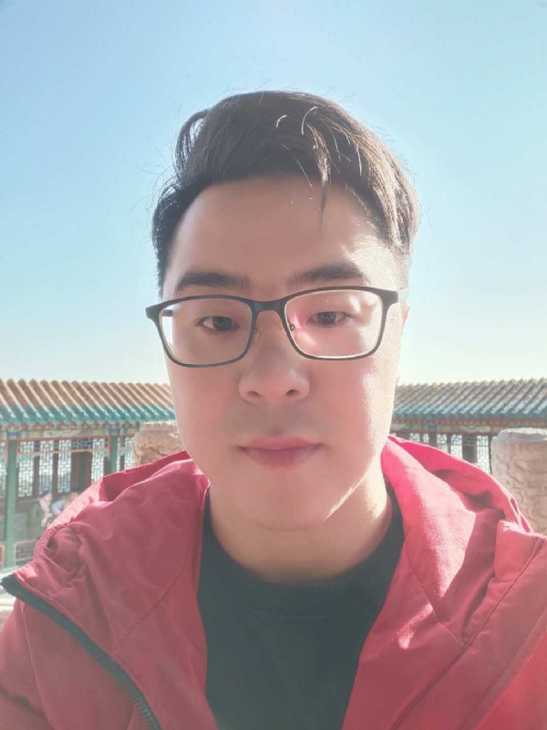 不爱吃竹子的小熊的第一张照片--泰州相亲服务中心
