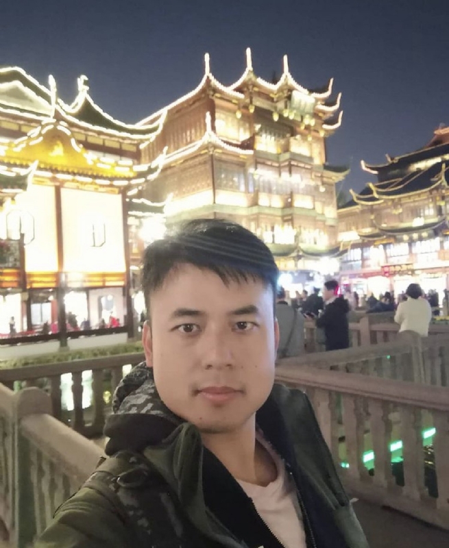 何先生he的第一张照片--泰州相亲服务中心