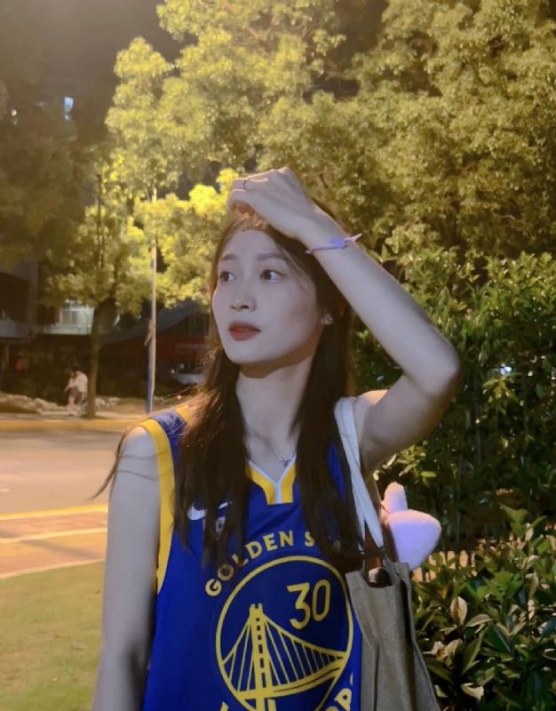 小趴菜的第三张照片--泰州相亲服务中心