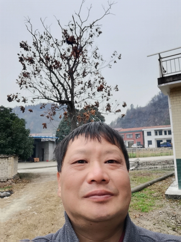 苏众青春冲浪的第二张照片--泰州相亲服务中心
