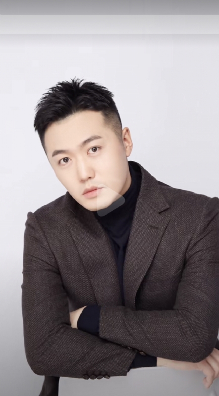 杨天枭的第一张照片--泰州相亲服务中心