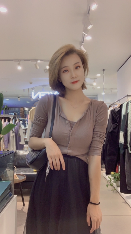 大婷子的第一张照片--泰州相亲服务中心