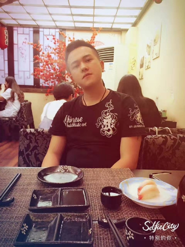 夏天的第四张照片--泰州相亲服务中心