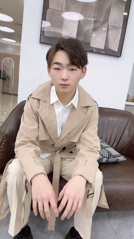 啊哲的第一张照片--泰州相亲服务中心