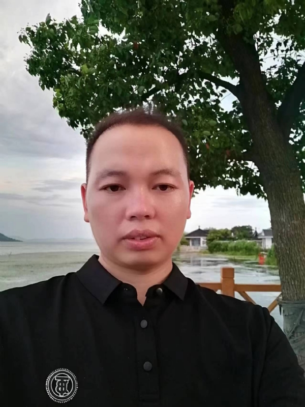 一起说晚安的第一张照片--泰州相亲服务中心