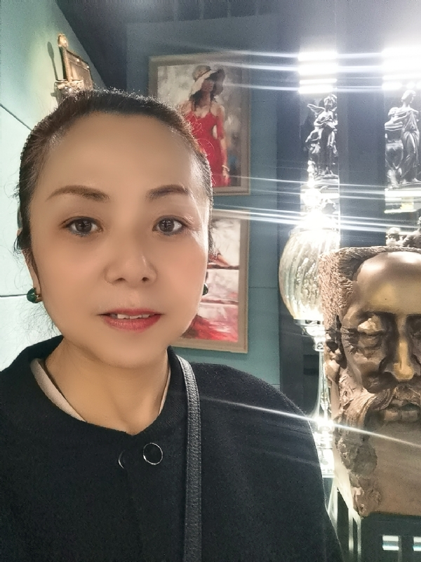 平平淡淡的第一张照片--泰州相亲服务中心
