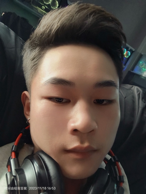 烦烦的小林的第一张照片--泰州相亲服务中心