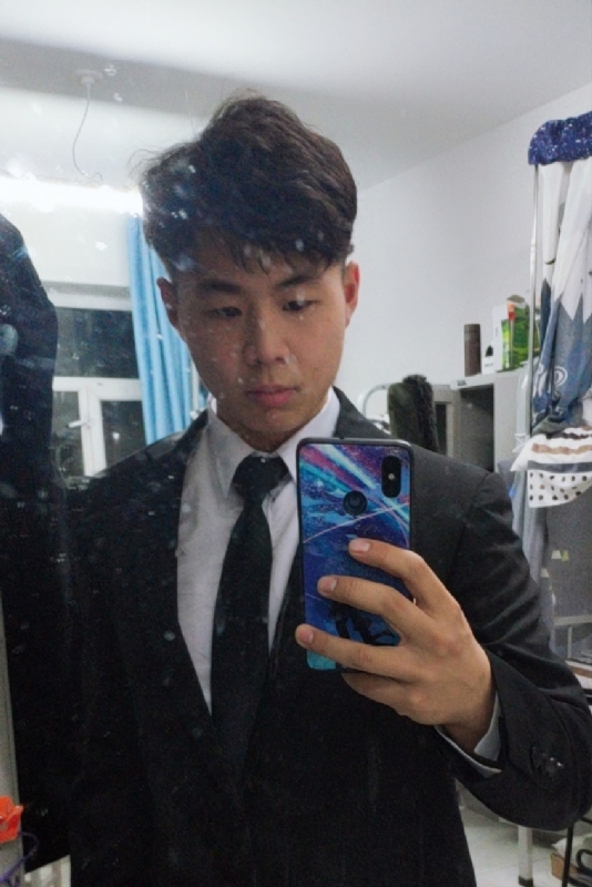 景湛的第一张照片--泰州相亲服务中心