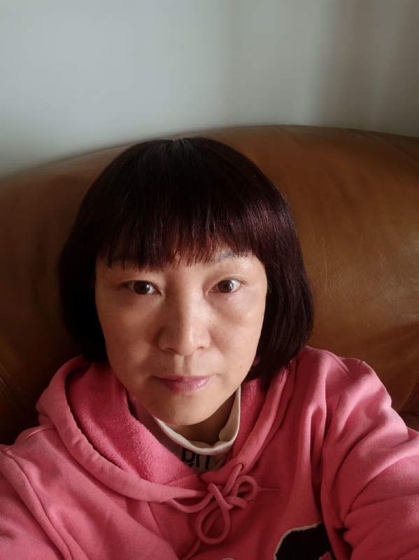 红玫瑰的第一张照片--泰州相亲服务中心