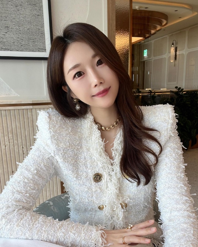 惠然的第一张照片--泰州相亲服务中心