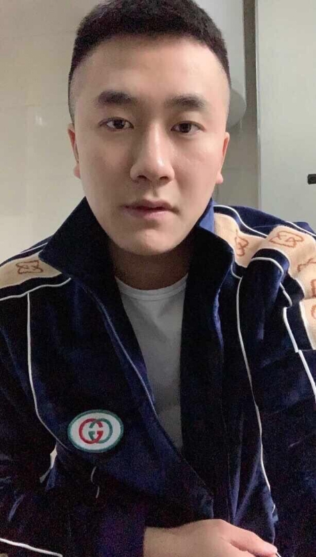 凌毅的第一张照片--泰州相亲服务中心