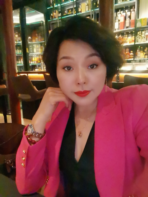 feng的第一张照片--泰州相亲服务中心