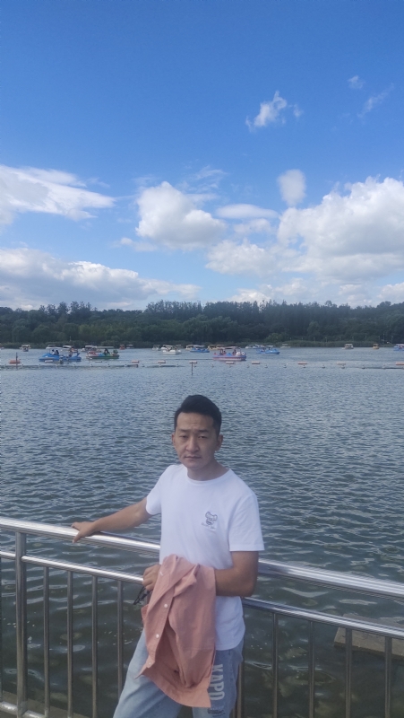 脱了壳的龟的第一张照片--泰州相亲服务中心