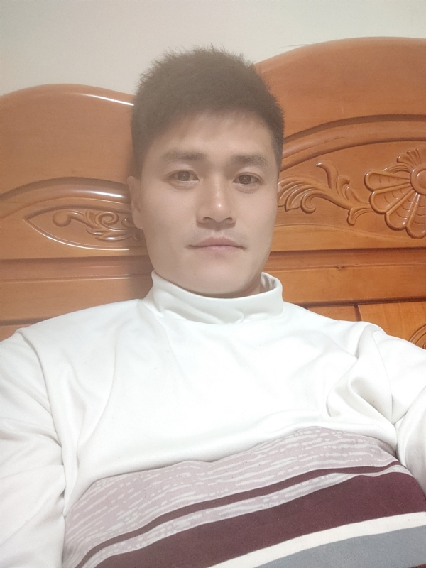 网球罗的第四张照片--泰州相亲服务中心