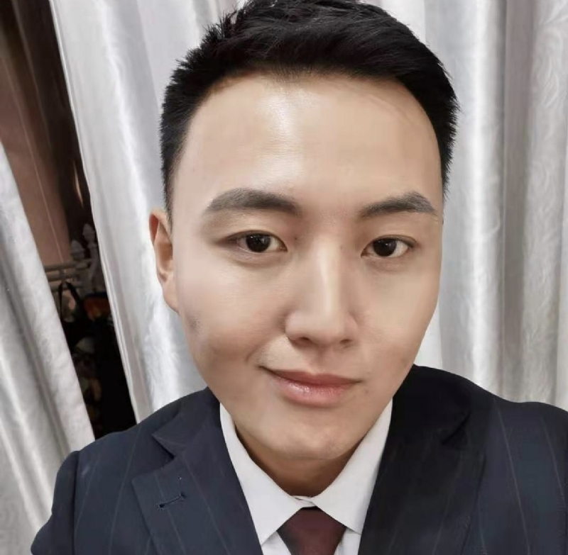 英俊潇洒的第二张照片--泰州相亲服务中心