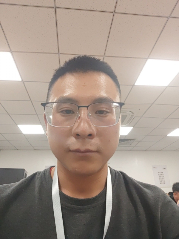 半夏微凉的第一张照片--泰州相亲服务中心