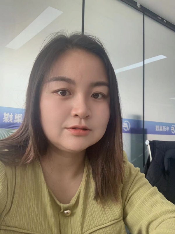 唐秋满的第一张照片--泰州相亲服务中心