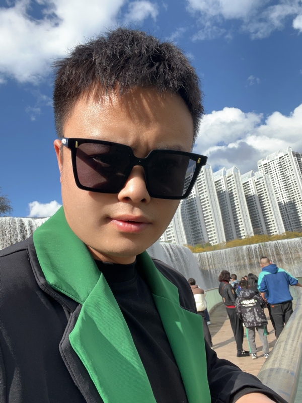 子阳的第一张照片--泰州相亲服务中心