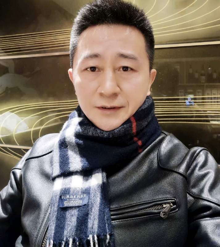 情到深处的第一张照片--泰州相亲服务中心