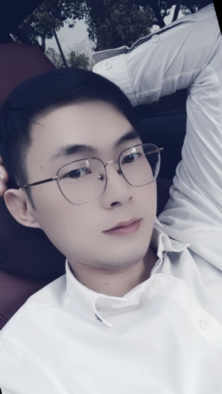 哈哈的第一张照片--泰州相亲服务中心
