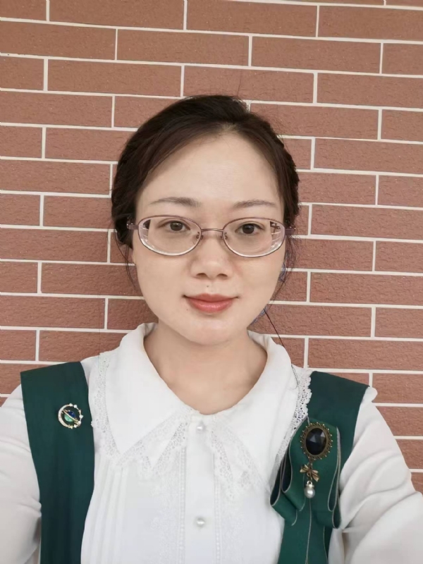 Lily的第二张照片--泰州相亲服务中心