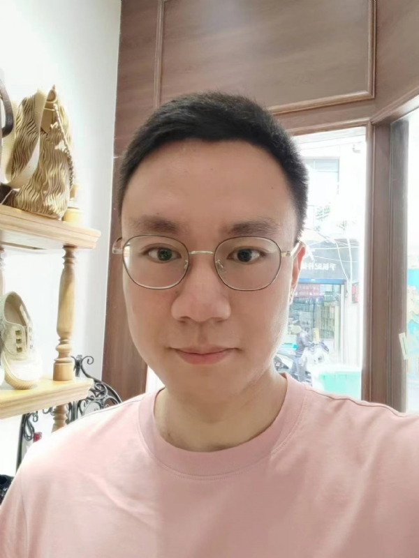 乐let的第一张照片--泰州相亲服务中心