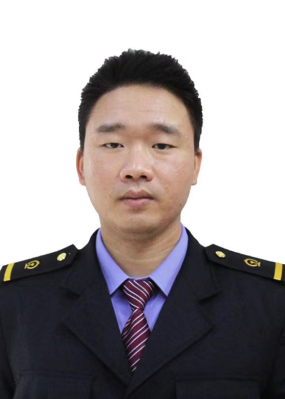 平淡是真的第一张照片--泰州相亲服务中心