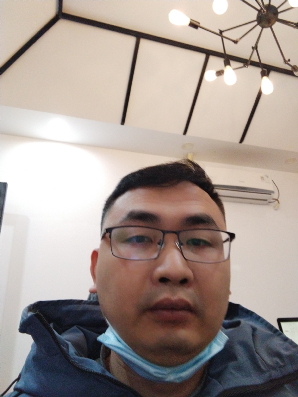 右手年华的第一张照片--泰州相亲服务中心