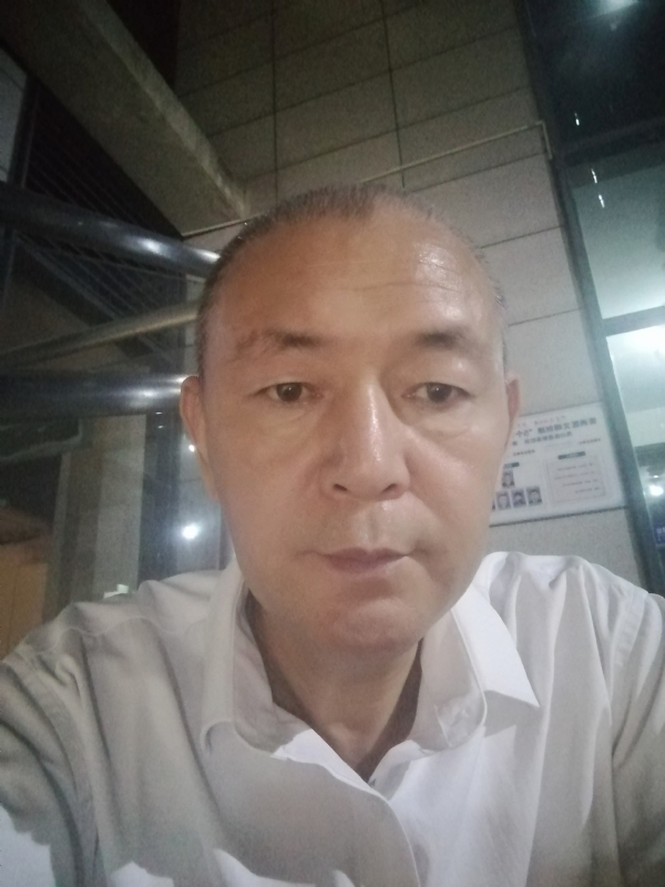 老李的第一张照片--泰州相亲服务中心