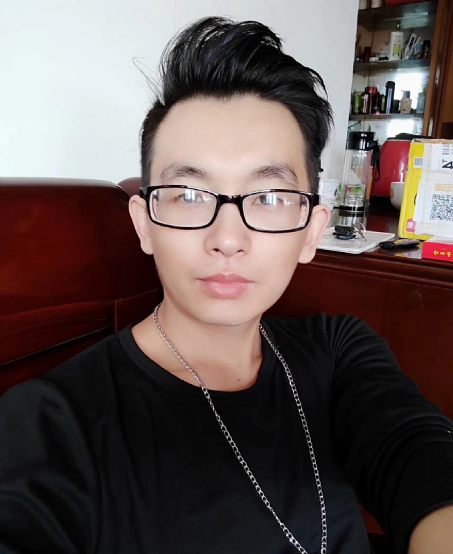 你要女婿不要的第一张照片--泰州相亲服务中心