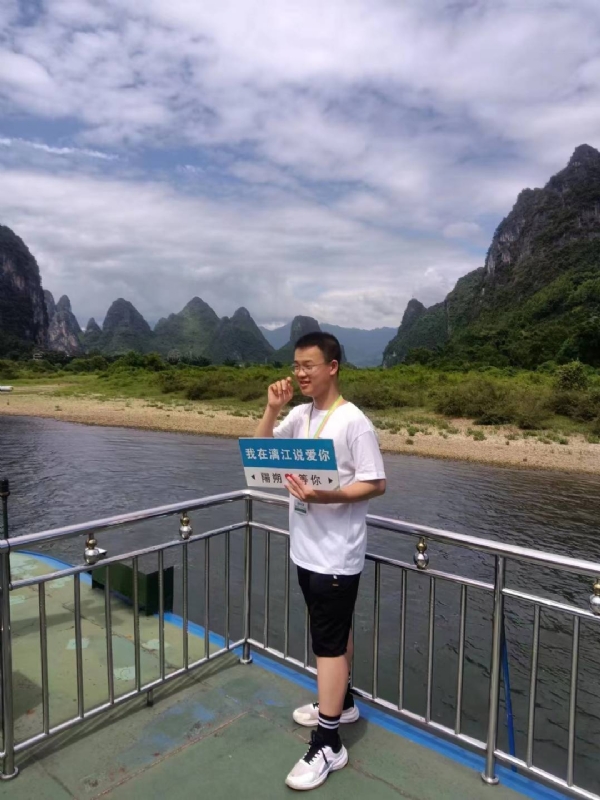 决胜时刻的第三张照片--泰州相亲服务中心