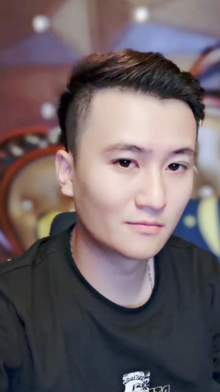 ToTheMoon的第一张照片--泰州相亲服务中心